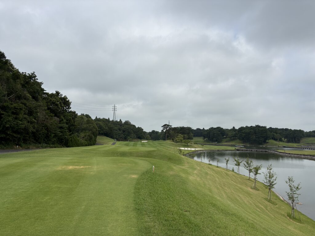 成田ヒルズカントリークラブHole.3