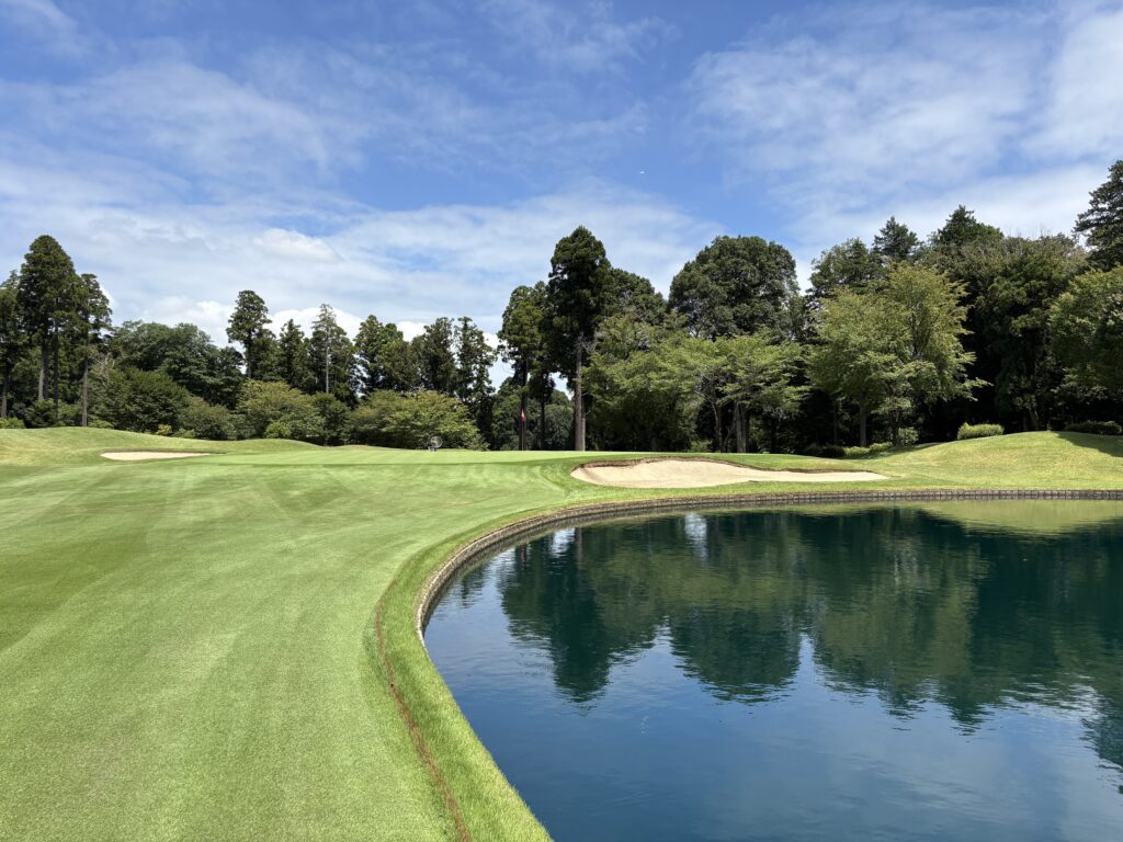麻倉Hole7