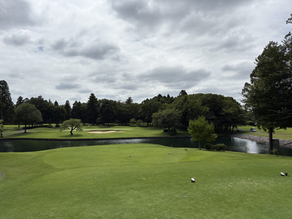 麻倉Hole13