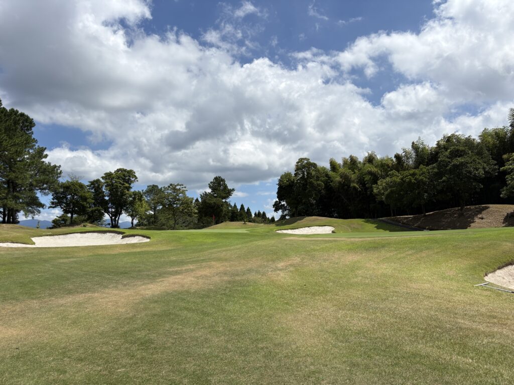 溝辺カントリークラブHOLE8