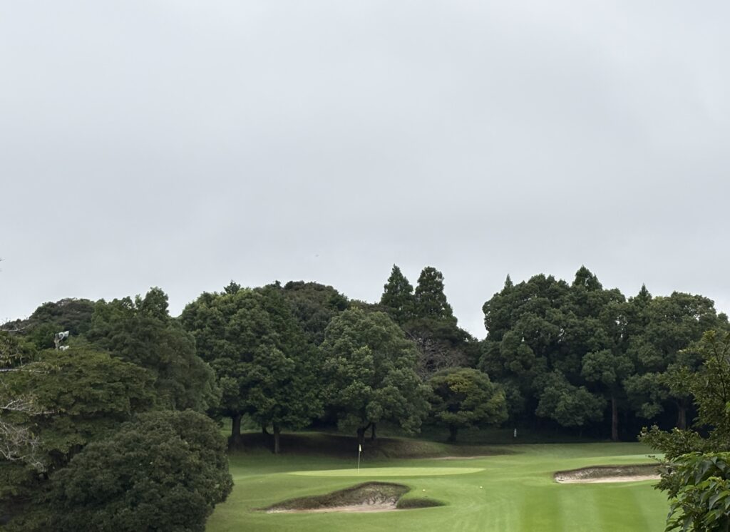 東京国際空港ゴルフ俱楽部 Course 12